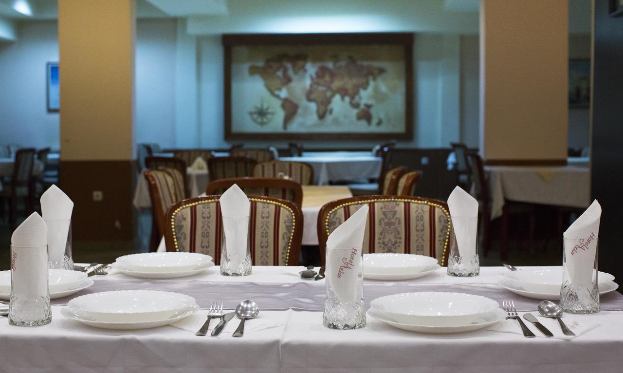Hotel Atlas Нови пазар Екстериор снимка