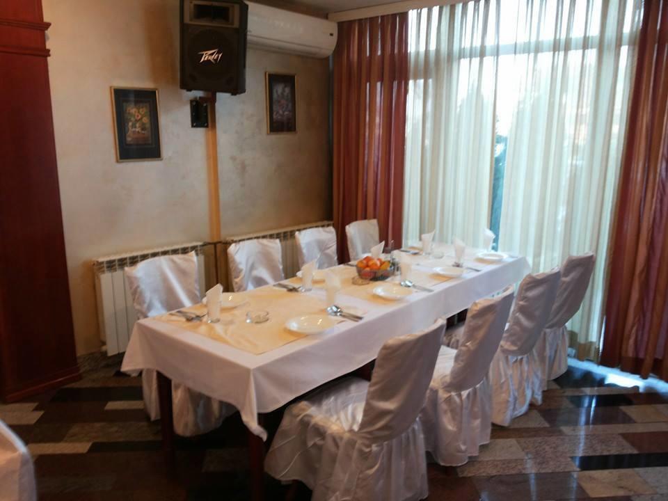 Hotel Atlas Нови пазар Екстериор снимка